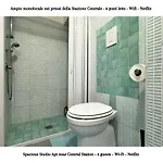 Metro Garibaldi - Loft Con Wifi E 4 Posti Letto Presso La Stazione Di Apartmán