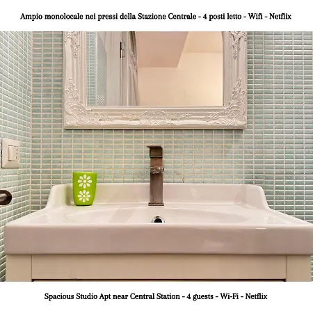 Metro Garibaldi - Loft Con Wifi E 4 Posti Letto Presso La Stazione Di Apartamento *